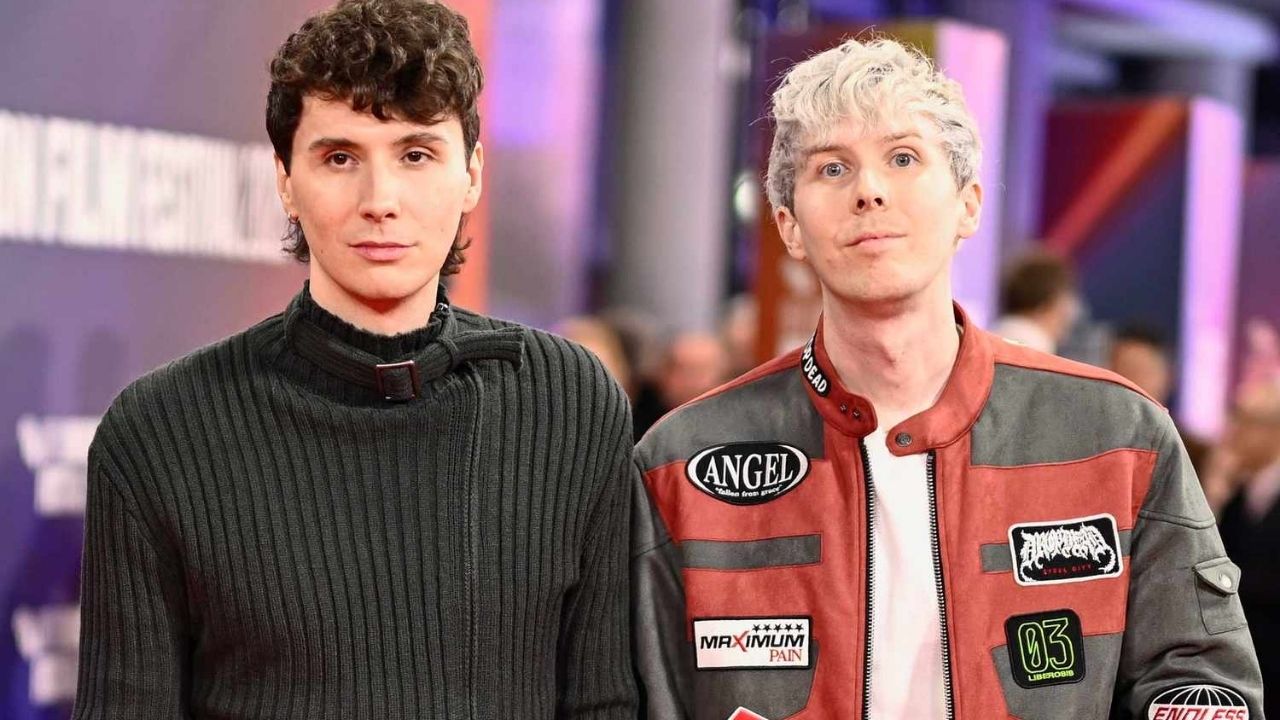 Are Dan and Phil Dating? Relationship Truth & Timeline